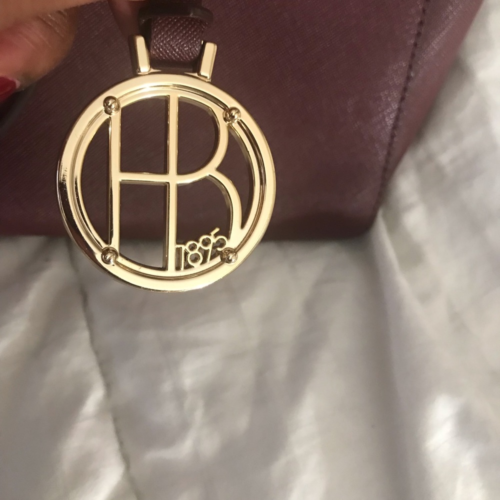 🚨HENRI BENDEL SHOULDER BAG🚨 - Picture 4 of 8